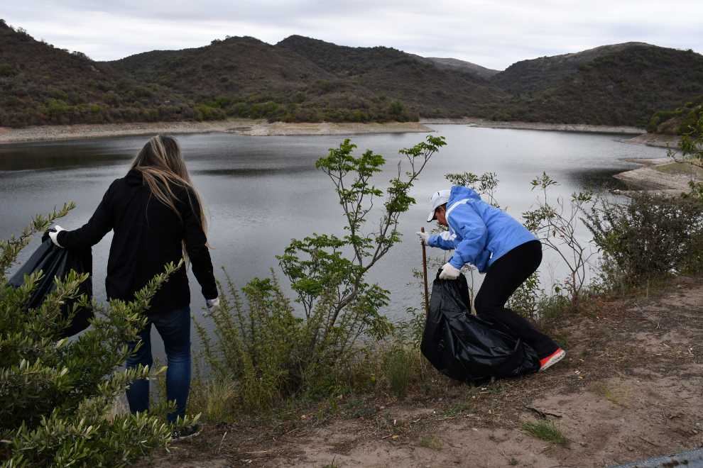 Jornada de limpieza y cuidado en la Reserva La Quebrada